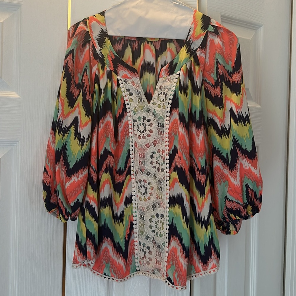 Chevron colorful print blouse with lace detail, Size medium